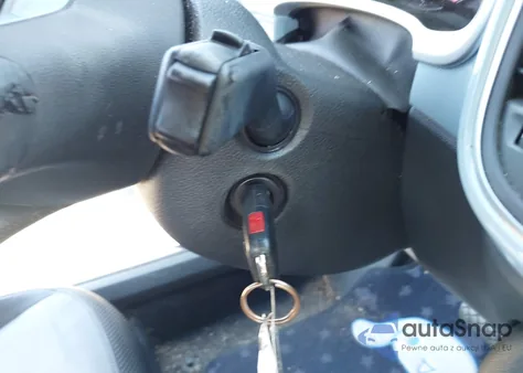 2012 Volkswagen Beetle 2.5L z USA, uszkodzony, nr VIN 3VWJP7AT4CM637859